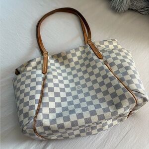 Louis Vuitton Damier Azur Totally MM Tote